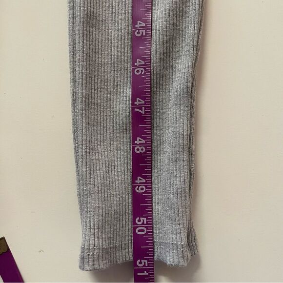 Lilyful Light Gray Ribbed Tank Fitted Jumpsuit EUC Size M - Picture 6 of 9